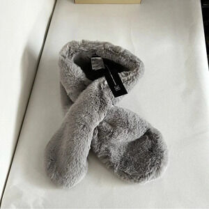 I.N.C Pull-Through Faux -Fur Scarf Gray /Grey Soft Cozy Warm